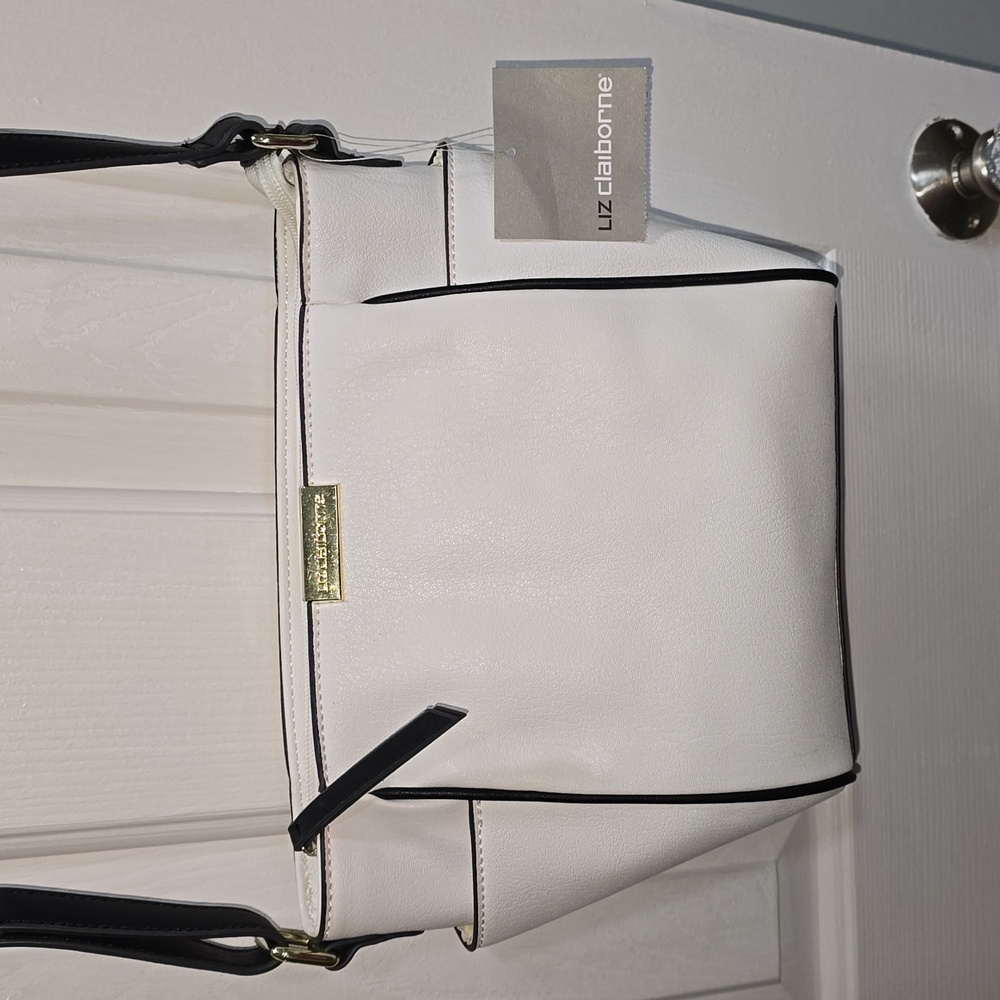Liz Claiborne White & Black Purse - Picture 4 of 16
